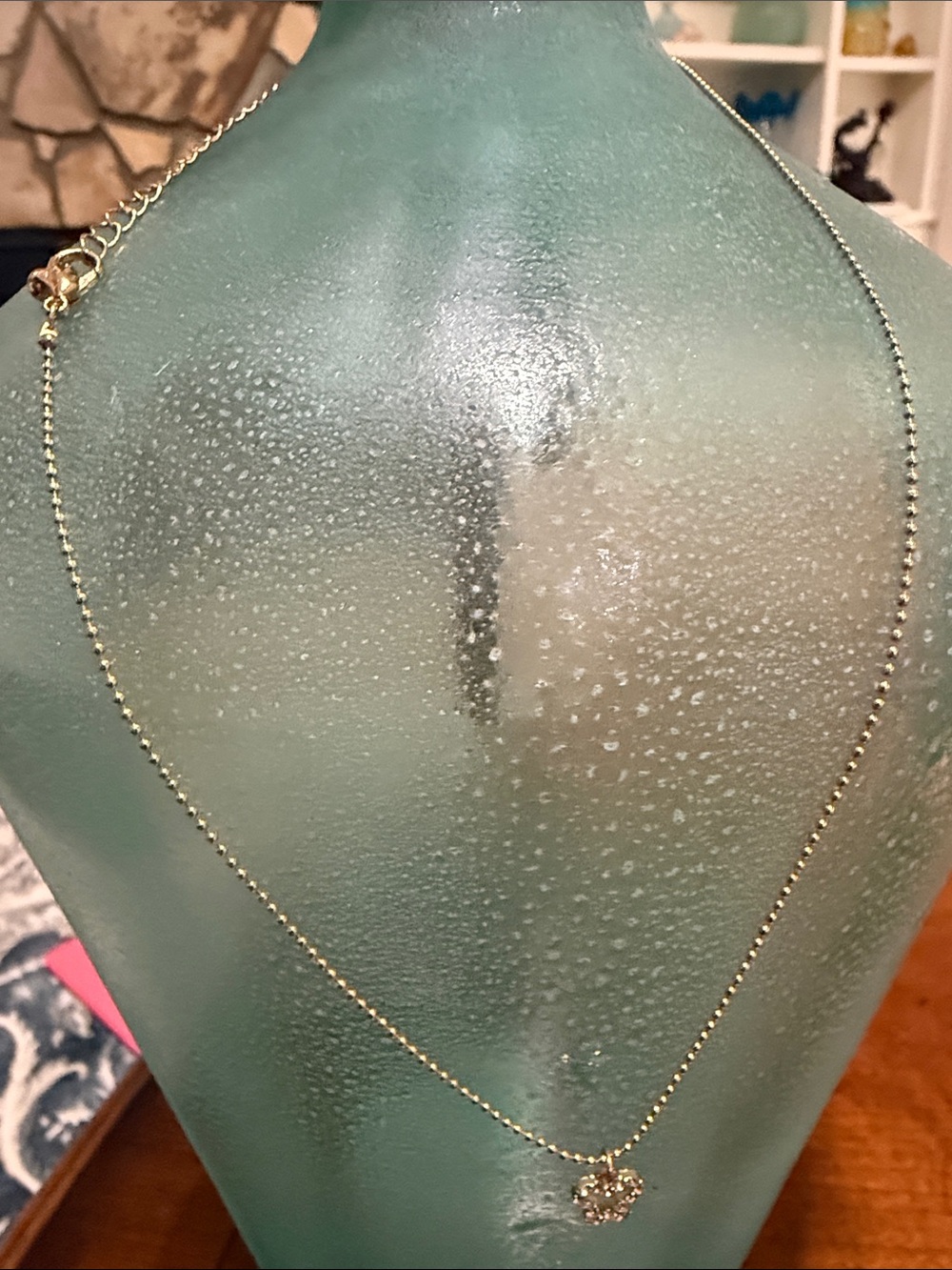 Gold-Plated Butterfly Pendant Necklace from Anthropologie!!🔥🔥🔥 - Picture 12 of 13